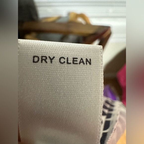 Banana Republic Dress Size 6 100% Silk Black Polka Dot Wrap Midi New - Picture 6 of 7